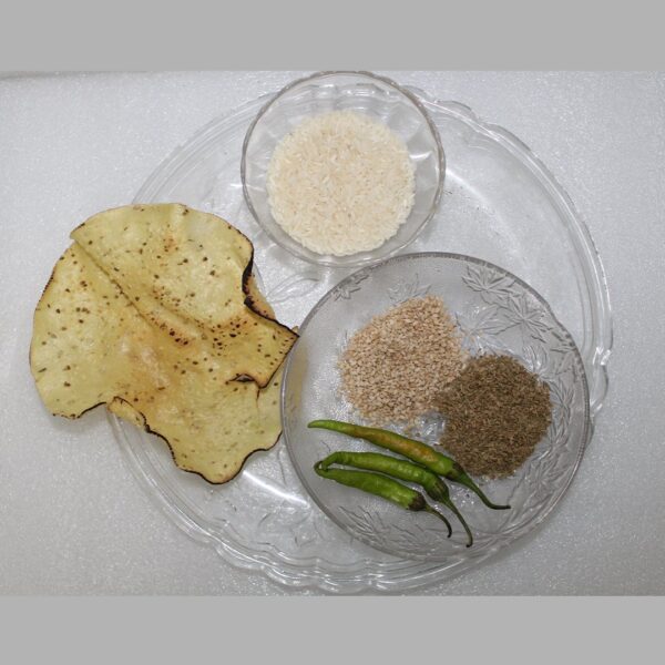 Chokha - lila marcha khichiya papads (20pcs)- Made for spice lovers – an explosive taste of rice and green chili! - Image 2